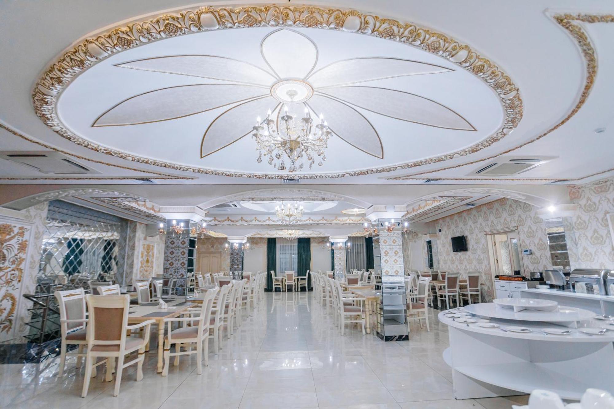 Grand Hotel Sogdiana Samarkand Bagian luar foto